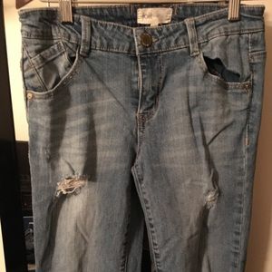 Jolt distressed jeans size 3
